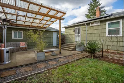 9020 SE Duke St, Portland, OR 97266 - Photo 35