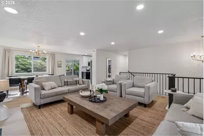 950 SE 18th Ave, Hillsboro, OR 97123 - Photo 5