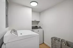 950 SE 18th Ave, Hillsboro, OR 97123 - Photo 35