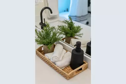 950 SE 18th Ave, Hillsboro, OR 97123 - Photo 45