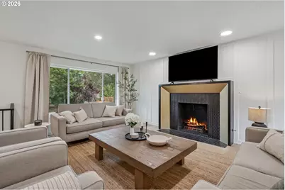 950 SE 18th Ave, Hillsboro, OR 97123 - Photo 3