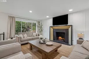 950 SE 18th Ave, Hillsboro, OR 97123 - Photo 3