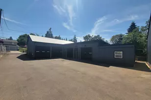 446 McClaine St, Silverton, OR 97381 - Photo 1