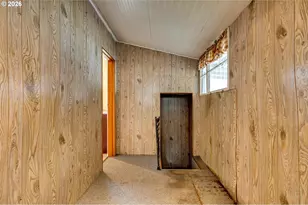 2812 E Evergreen Blvd, Vancouver, WA 98661 - Photo 13