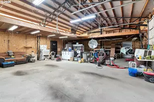 1270 N Main Ave, White Salmon, WA 98672 - Photo 43