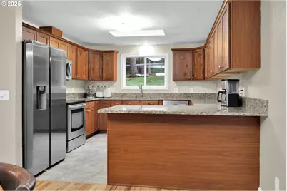 90361 Baker Rd, Elmira, OR 97437 - Photo 13