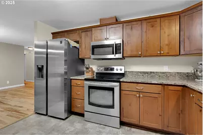 90361 Baker Rd, Elmira, OR 97437 - Photo 15