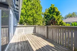 170 NE Kane Dr, Gresham, OR 97030 - Photo 21