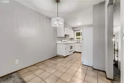 170 NE Kane Dr, Gresham, OR 97030 - Photo 13