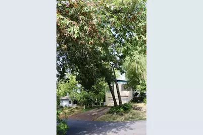 7137 SW 32nd Ave, Portland, OR 97219 - Photo 9