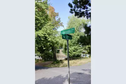 7137 SW 32nd Ave, Portland, OR 97219 - Photo 7