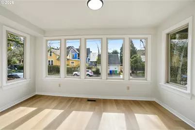 1421 SE Pine St, Portland, OR 97214 - Photo 11