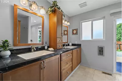 327 36th St, Washougal, WA 98671 - Photo 43