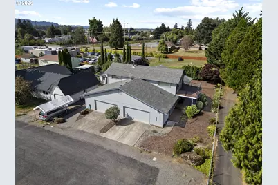 327 36th St, Washougal, WA 98671 - Photo 5