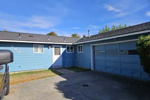 880 W Quince Ave, Hermiston, OR 97838 - Photo 1