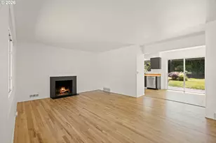 6472 SW 46th Pl, Portland, OR 97221 - Photo 13
