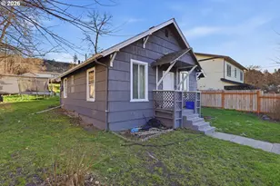804 E 13th St, The Dalles, OR 97058 - Photo 27
