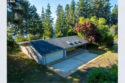 93924 Kirkendall Ln, North Bend, OR 97459 - Photo 3