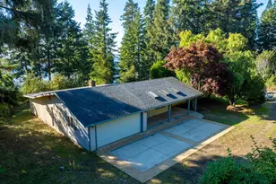 93924 Kirkendall Ln, North Bend, OR 97459 - Photo 3