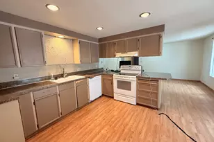 93924 Kirkendall Ln, North Bend, OR 97459 - Photo 15