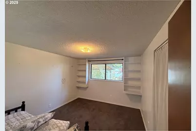 93924 Kirkendall Ln, North Bend, OR 97459 - Photo 19