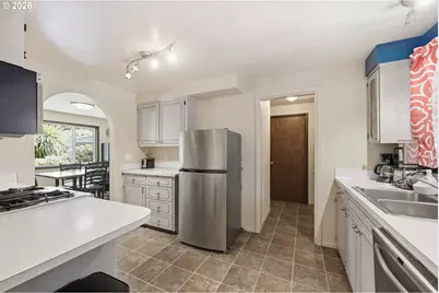 1665 Adkins St, Eugene, OR 97401 - Photo 15