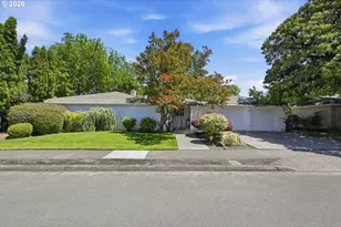 1665 Adkins St, Eugene, OR 97401 - Photo 3
