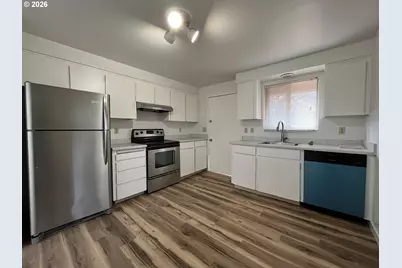 1426 Village Park Pl, West Linn, OR 97068 - Photo 5