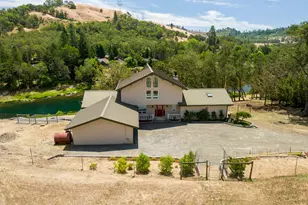 12839 N Bank Rd, Roseburg, OR 97470 - Photo 47