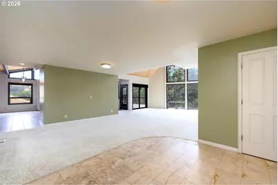 12839 N Bank Rd, Roseburg, OR 97470 - Photo 11