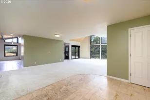 12839 N Bank Rd, Roseburg, OR 97470 - Photo 11