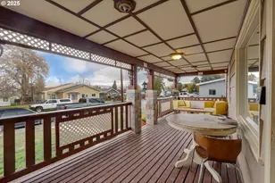 1416 E 14th St, The Dalles, OR 97058 - Photo 5