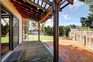 201 NE 126th Ave, Portland, OR 97230 - Photo 21