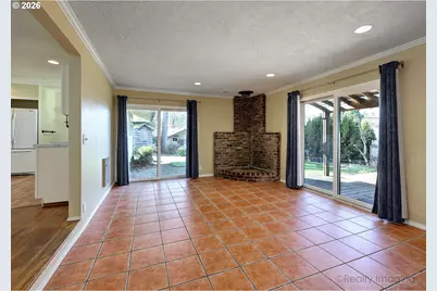 201 NE 126th Ave, Portland, OR 97230 - Photo 13