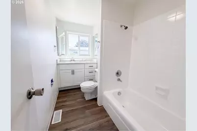 1573 NE Barberry Dr, Hillsboro, OR 97124 - Photo 7