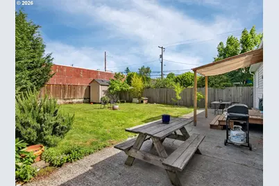 2112 NE 81st Ave, Portland, OR 97213 - Photo 25