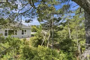 38 Fawn View Ln, Florence, OR 97439 - Photo 43