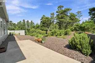 38 Fawn View Ln, Florence, OR 97439 - Photo 43