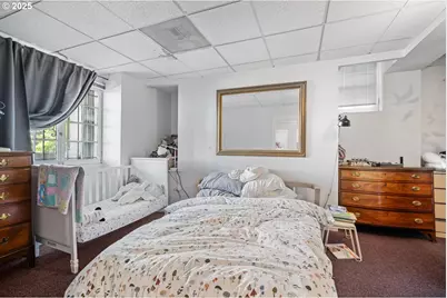 2324 SW Cactus Dr, Portland, OR 97205 - Photo 19