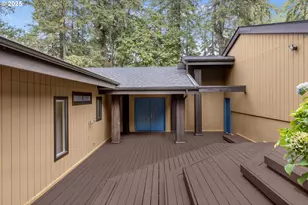 1993 Fircrest Dr, Eugene, OR 97403 - Photo 3