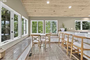 1993 Fircrest Dr, Eugene, OR 97403 - Photo 7