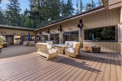 1993 Fircrest Dr, Eugene, OR 97403 - Photo 43