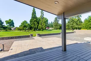 2035 NW St Andrews Dr, McMinnville, OR 97128 - Photo 33