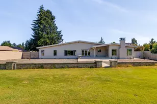 2035 NW St Andrews Dr, McMinnville, OR 97128 - Photo 37