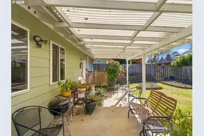 2595 SW Oakwood Ct, Beaverton, OR 97003 - Photo 31