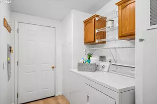 4055 Royal Ave, Eugene, OR 97402 - Photo 23