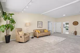 4055 Royal Ave, Eugene, OR 97402 - Photo 3