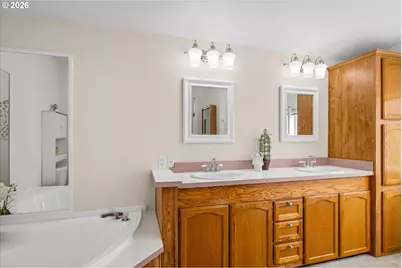 4055 Royal Ave #70, Eugene, OR 97402 - Photo 17