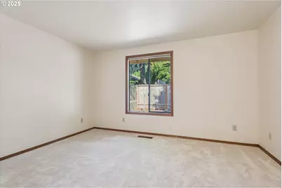 3441 SW Vermont St, Portland, OR 97219 - Photo 19