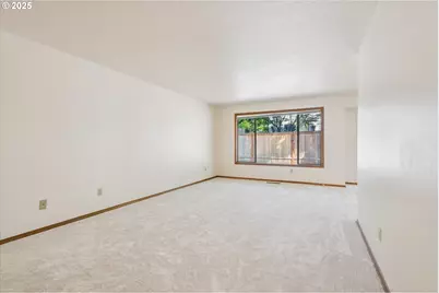 3441 SW Vermont St, Portland, OR 97219 - Photo 7